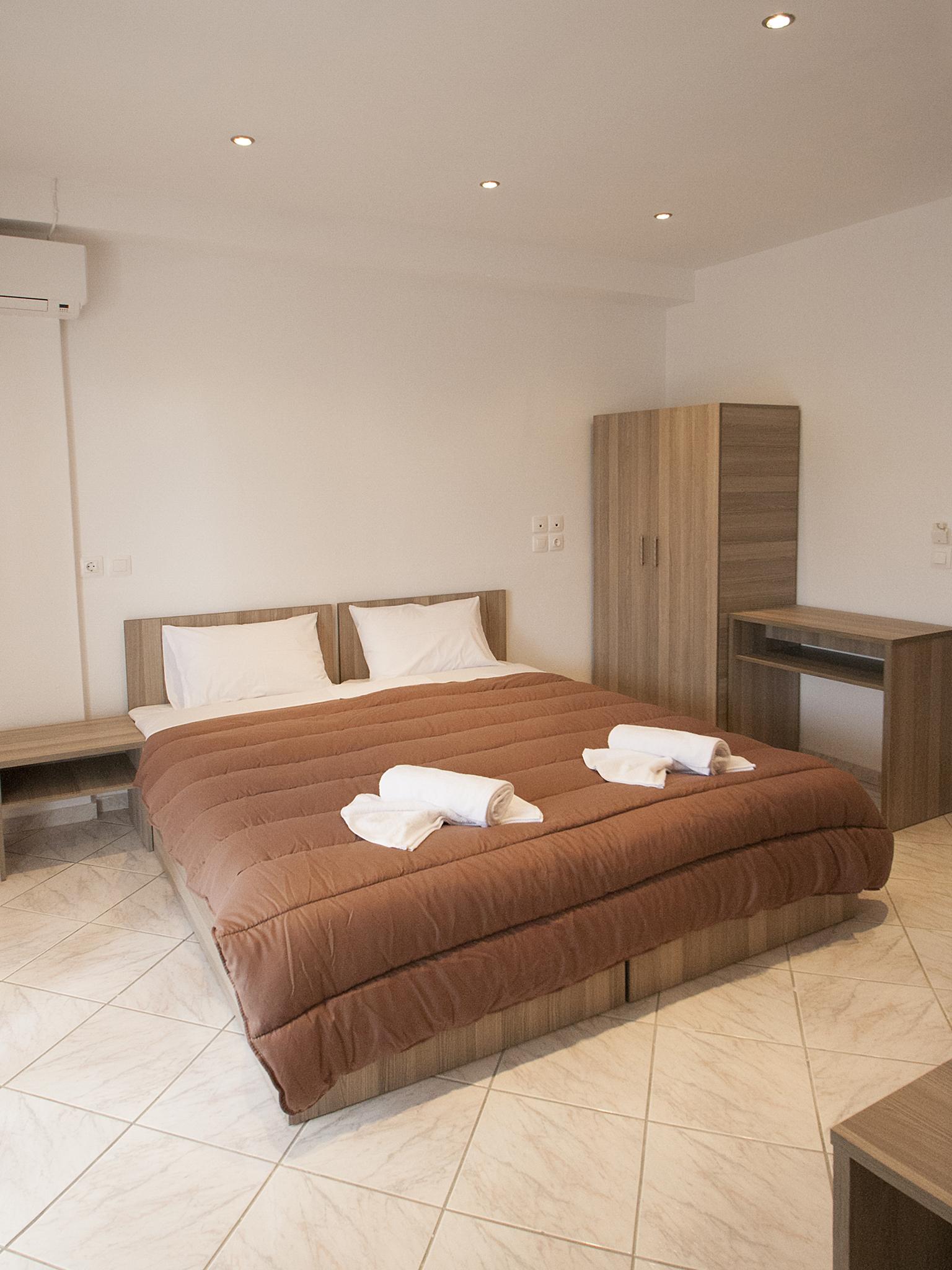 Pineapple Skiathos Bagian luar foto